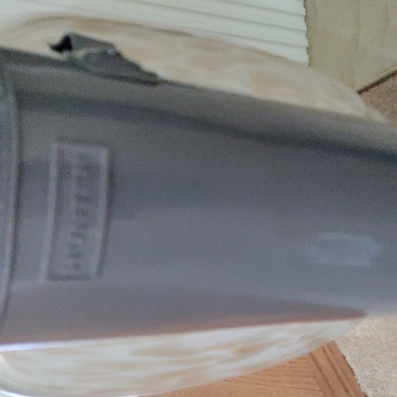 Hunter  gloss rain boots beautiful condition ! - Picture 2 of 9